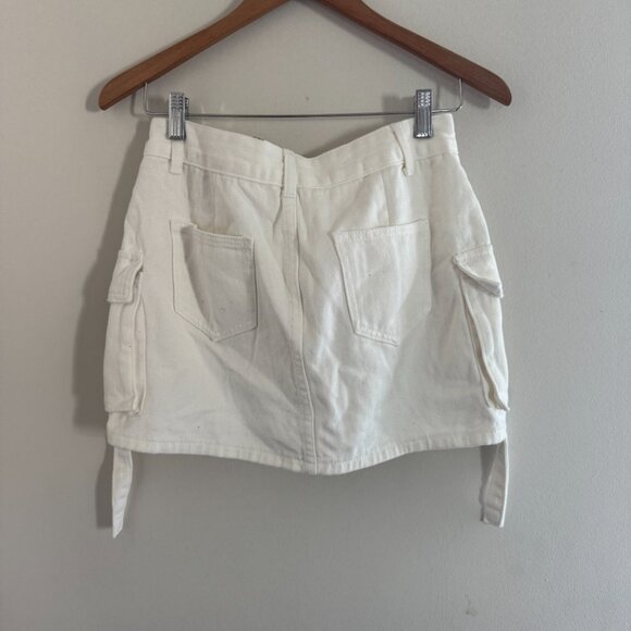 SHEIN White Cargo Mini Skirt – Size Medium - Picture 3 of 6